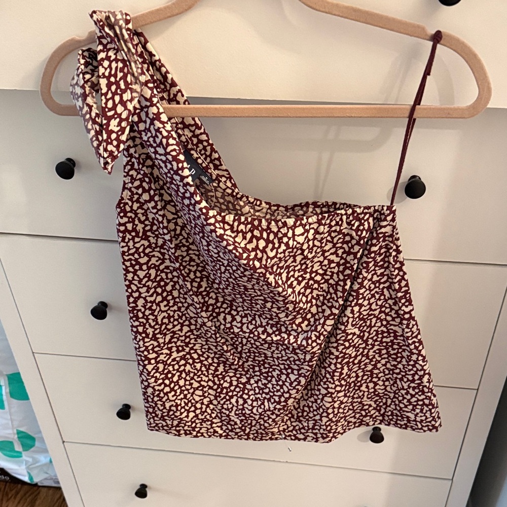 One-Shoulder Maroon and Cream Printed Dress